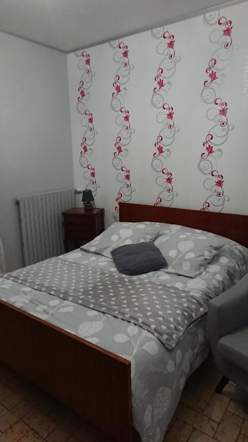 Oldani Appartamento Antran Esterno foto
